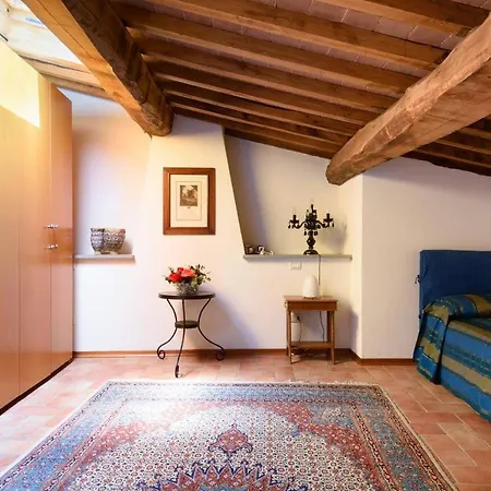 Domus Claudiae Apartment *